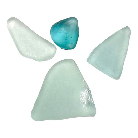 Sea Glass Angel Pendant Bezel Handcrafted with intricate Silver Blend Metalwork - Picture 4 of 16